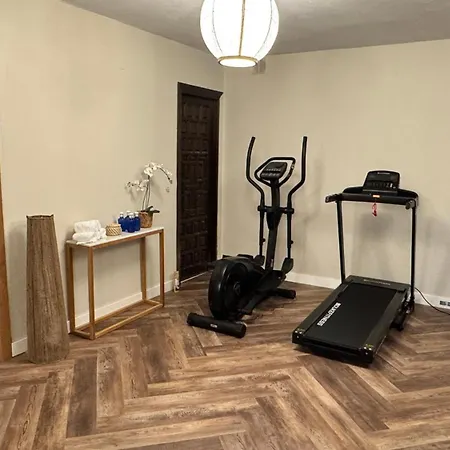 Paradis, Pool, Jacuzzi, Gym And Sauna Just 30 Minutes From Malaga! Антекера